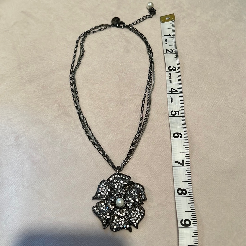 White House Black Market Necklace